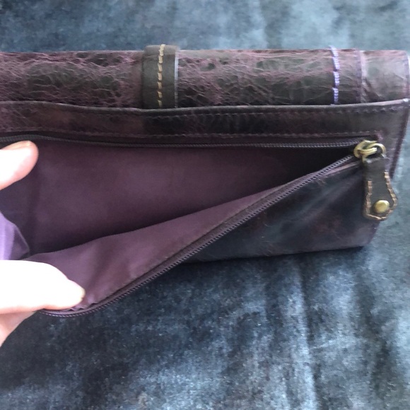 Elegant Purple Genuine Leather Women's Wallet - Picture 13 of 16